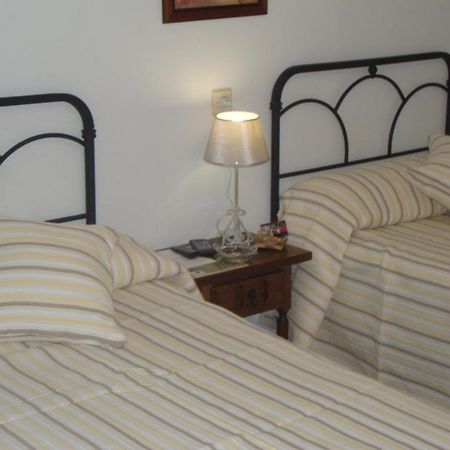 Hostal Alba Taruta Guadalupe  Dış mekan fotoğraf