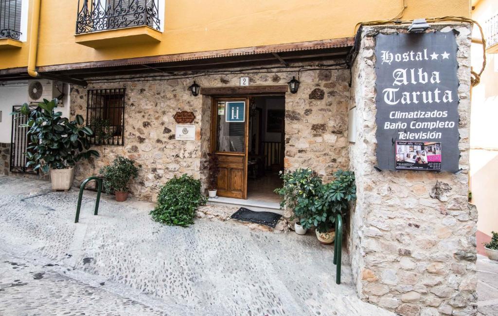 Hostal Alba Taruta Guadalupe  Dış mekan fotoğraf