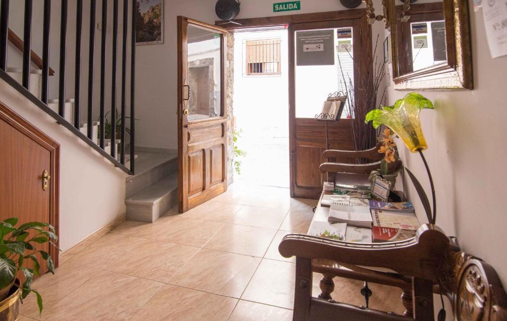 Hostal Alba Taruta Guadalupe  Dış mekan fotoğraf